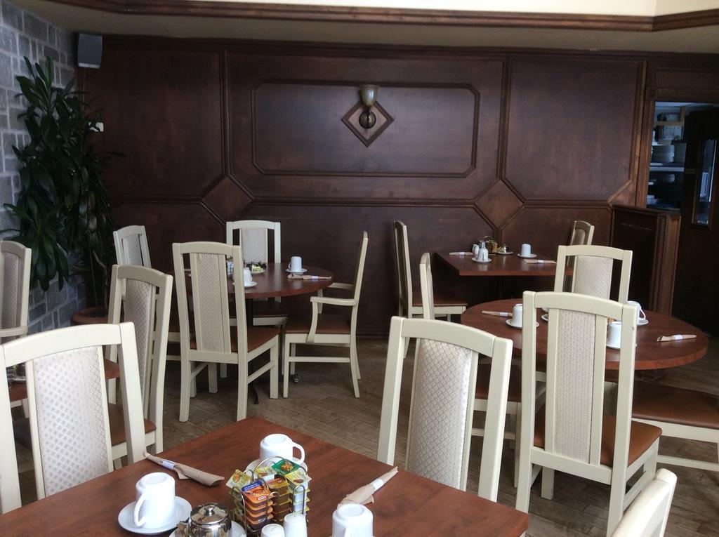 Hotel Travelodge By Wyndham فيكتوريا فيل المظهر الخارجي الصورة