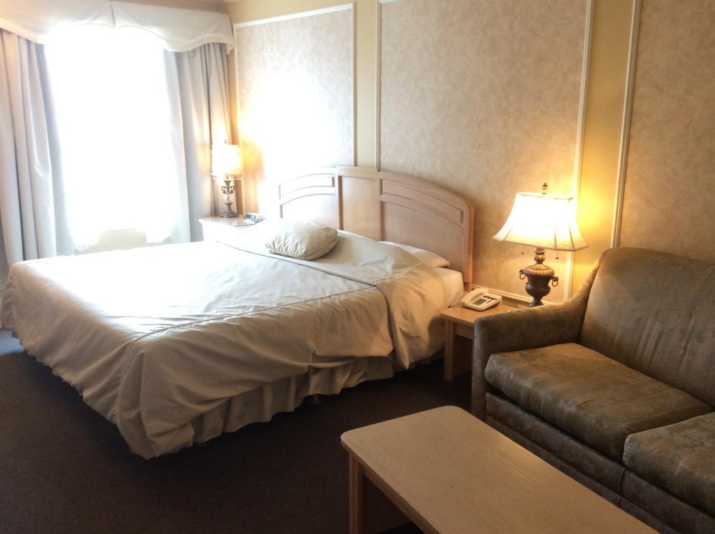 Hotel Travelodge By Wyndham فيكتوريا فيل الغرفة الصورة